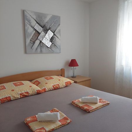 Apartman Zara Apartamento Exterior foto